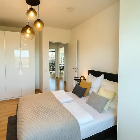 Homely! Bright 3-room Design Wiesbaden! *