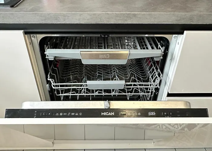 Homely! Bright 3-room Design Wiesbaden! Wiesbaden